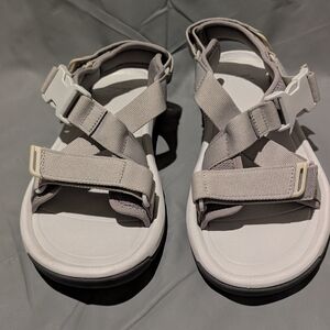 Teva Men's Hurricane Verge Sandals size 10